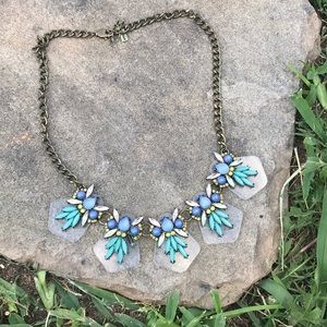 BaubleBar Jewelry - Baublebar blue stone statement necklace BaubleBar Jewelry - Baublebar blue stone statement necklace